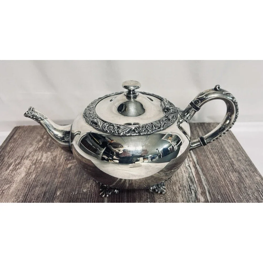 VTG Wilcox New Beverly Manor Silver Plate Teapot #1302 Polished Hinged Lid Fancy